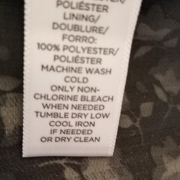 LOFT Floral Ruffle Back Shell Top XL - Picture 9 of 9